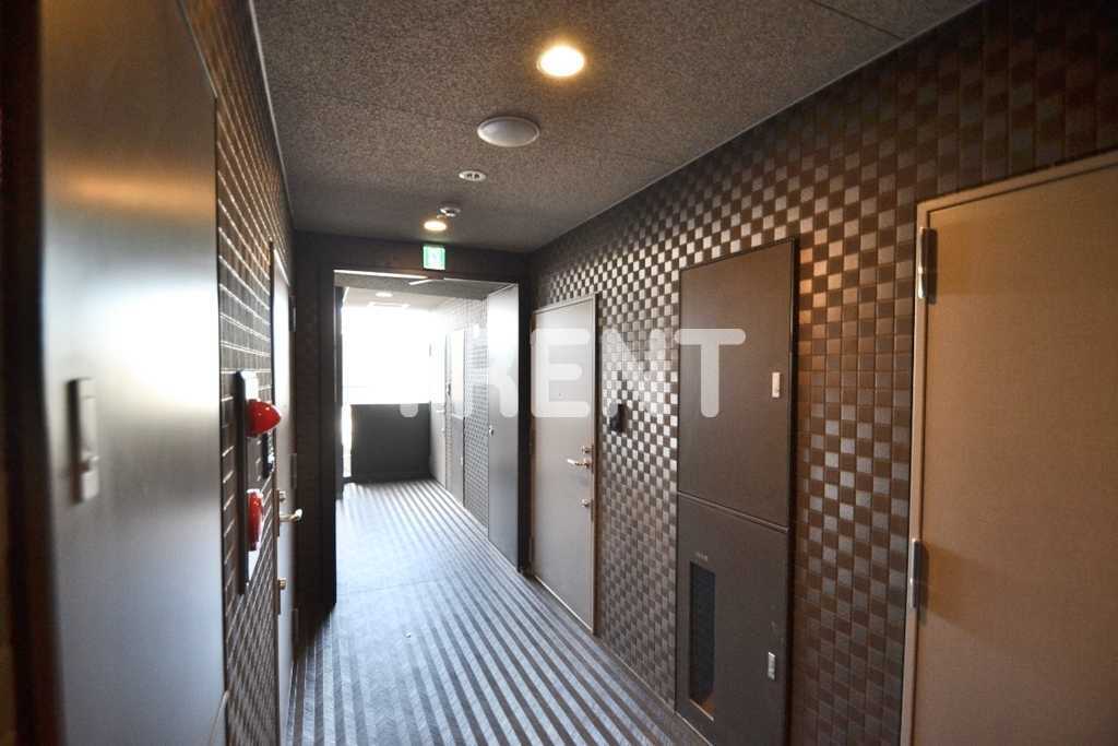 ズーム東新宿-301