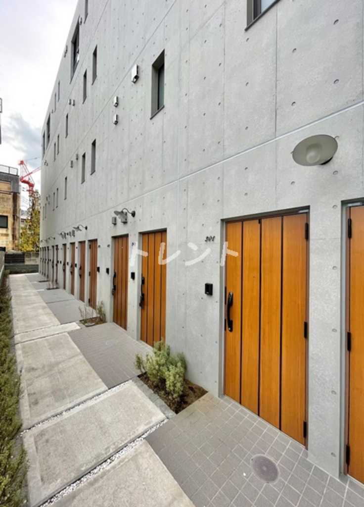 ウェルスクエアイズム四谷大京町-205