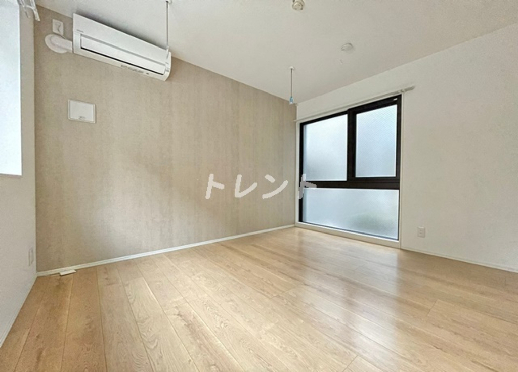 ウェルスクエアイズム四谷大京町-205