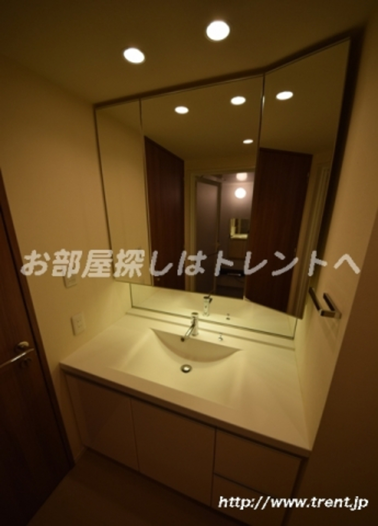 メゾンカルム本郷-602