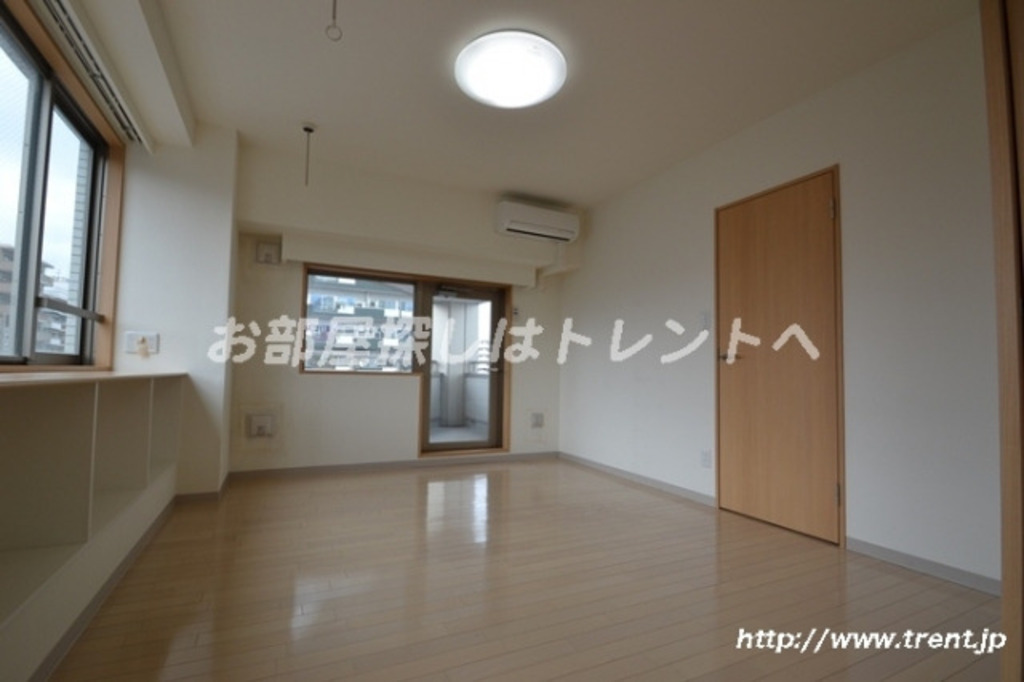 コンフォート東新宿-802