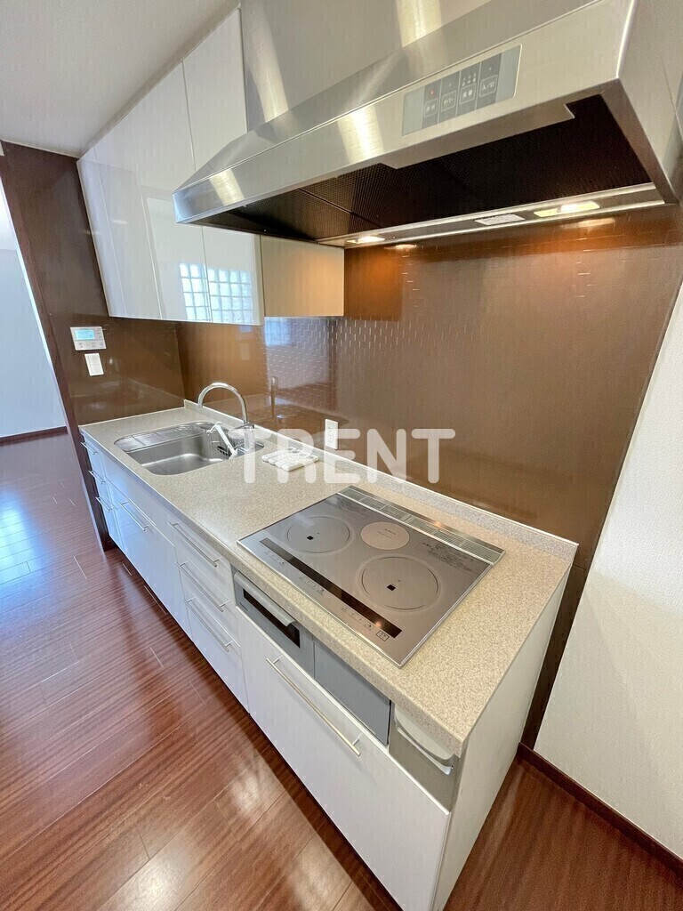 プライムアーバン新宿夏目坂タワーレジデンス-108