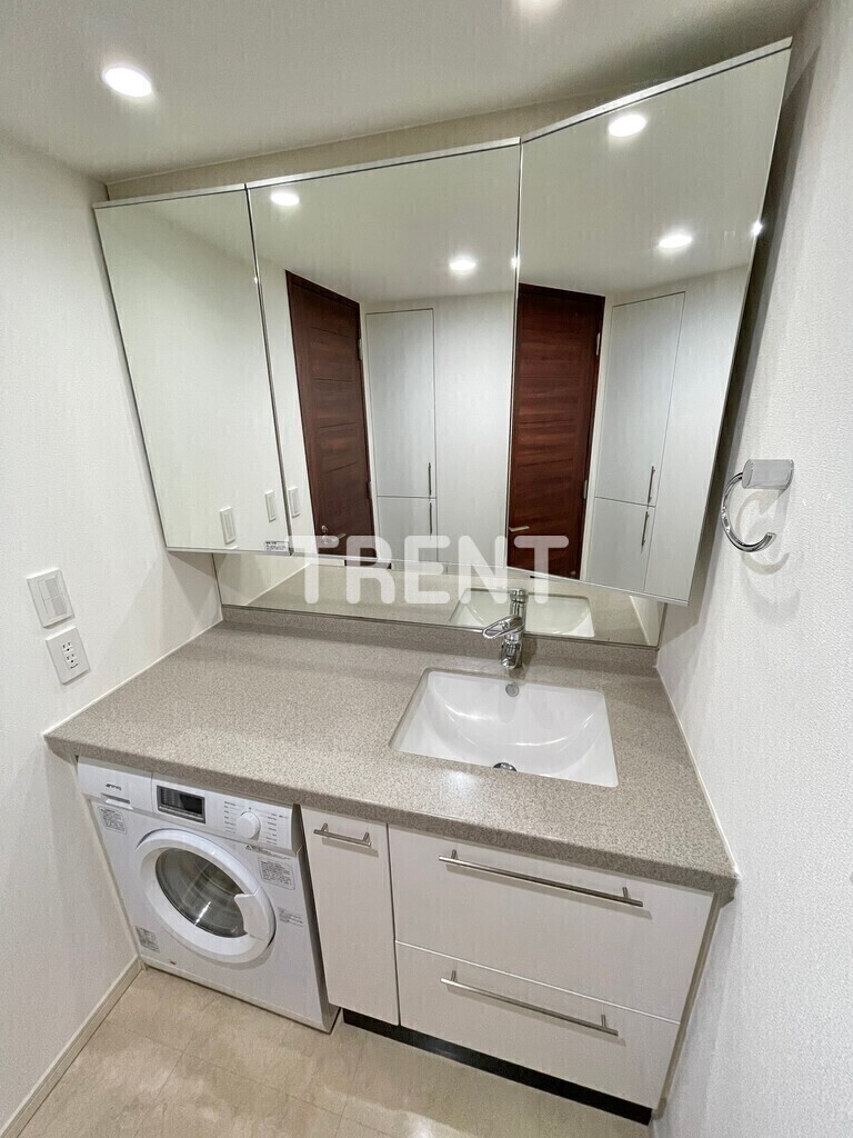 プライムアーバン新宿夏目坂タワーレジデンス-108