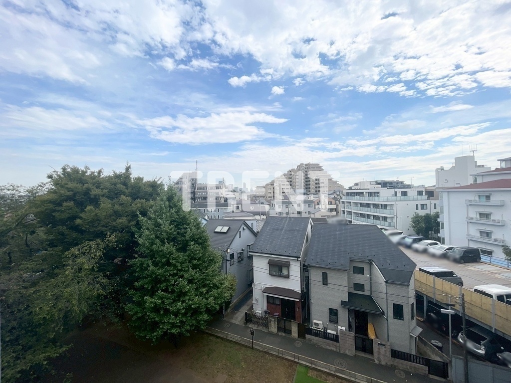 アイフラット渋谷西原-405