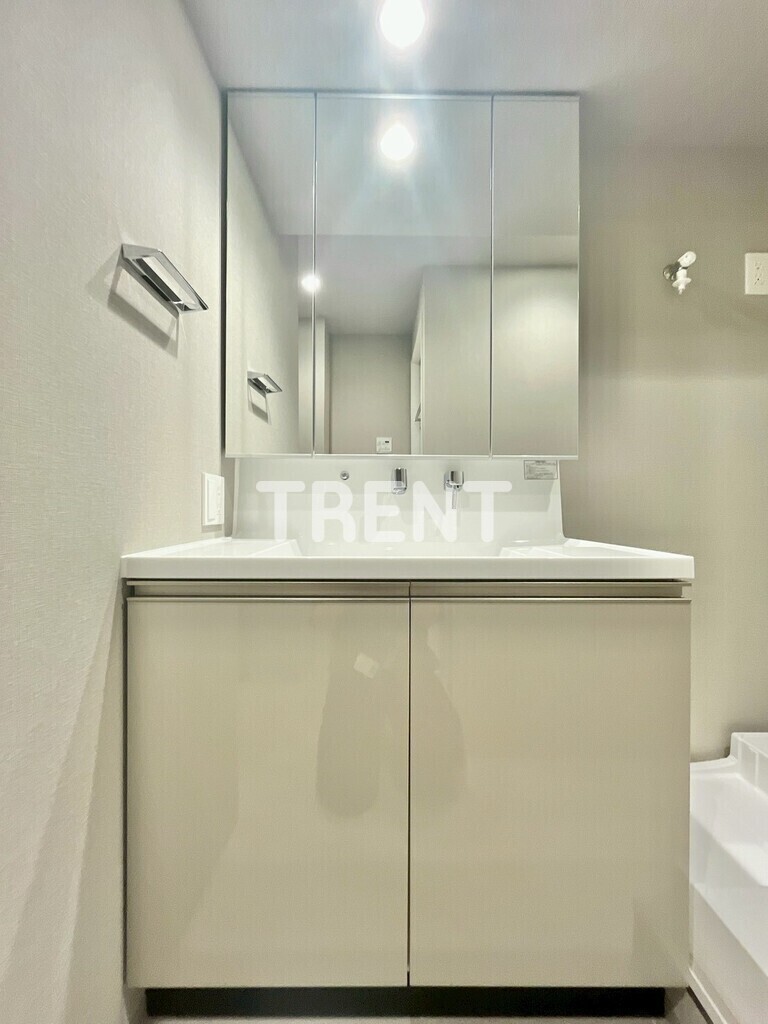 プラウドフラット四谷三丁目-1305