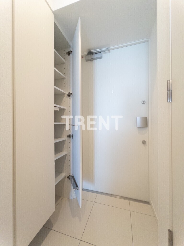 コンフォリアリヴ新中野サウス-201