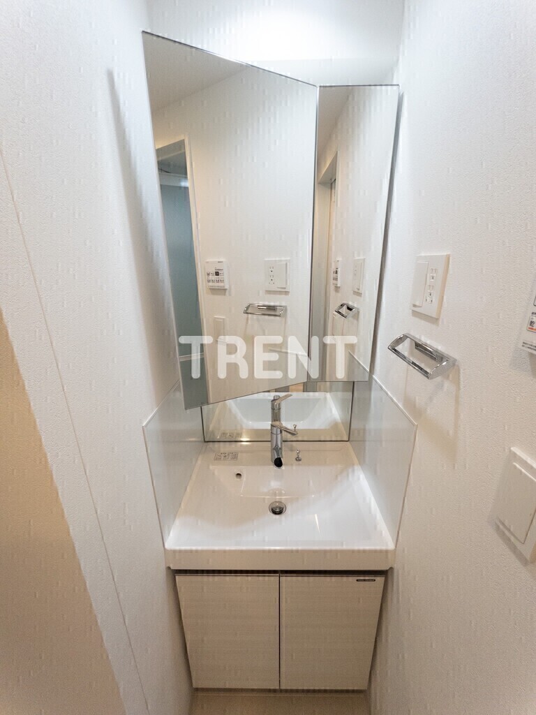 コンフォリアリヴ新中野サウス-1004