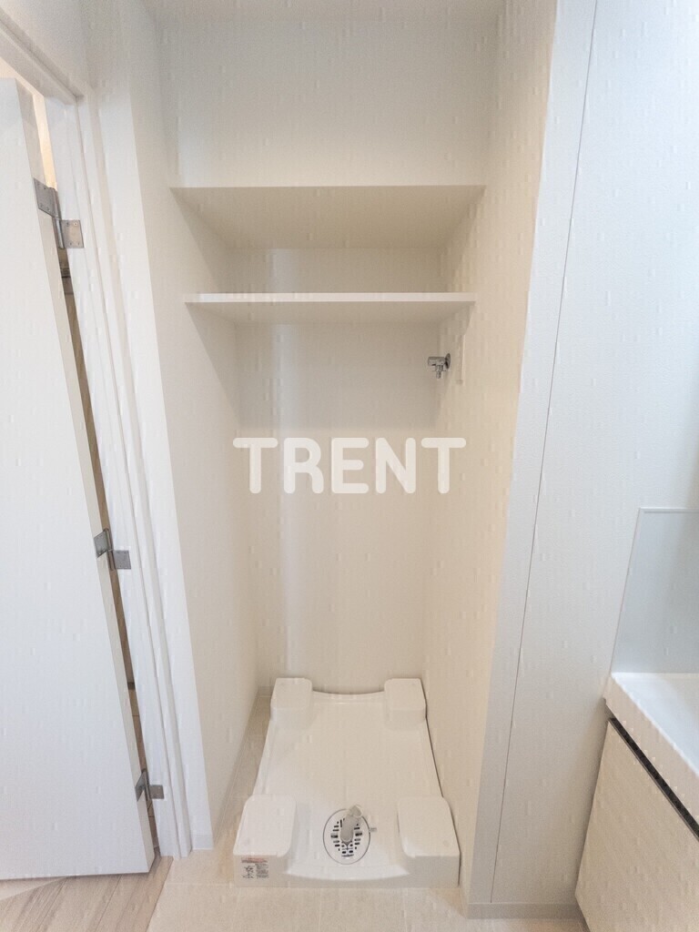 コンフォリアリヴ新中野サウス-204