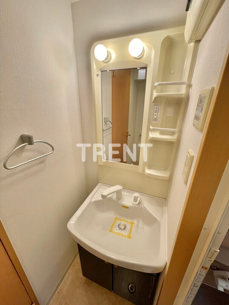 アムス四谷三丁目-506