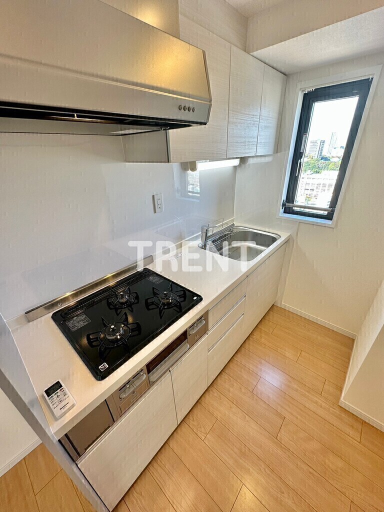 センテニアルタワー-702