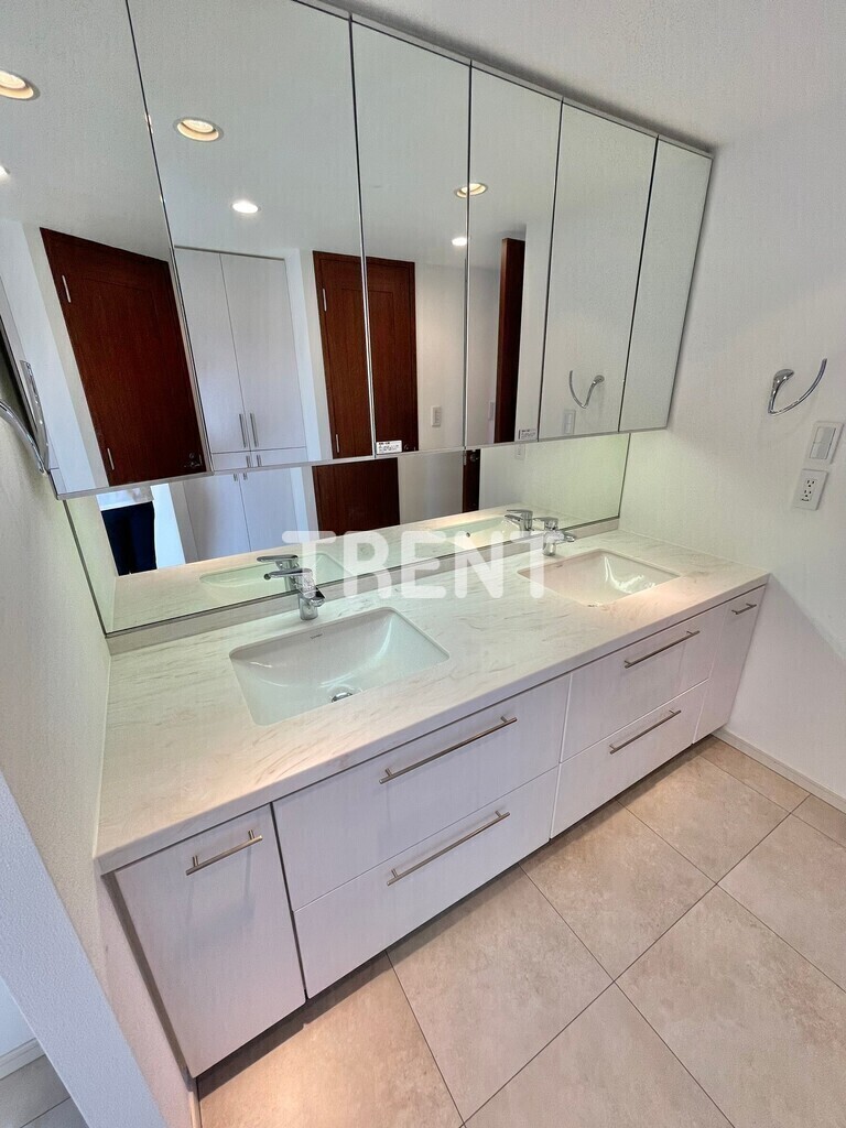 プライムアーバン新宿夏目坂タワーレジデンス-407