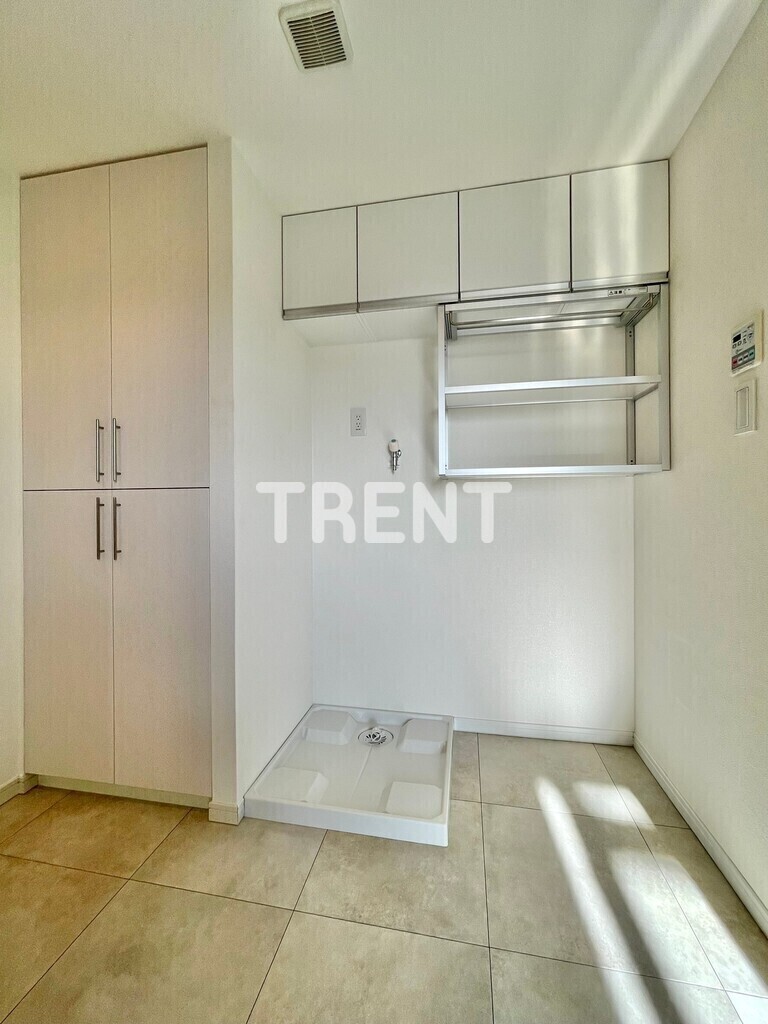 プライムアーバン新宿夏目坂タワーレジデンス-407