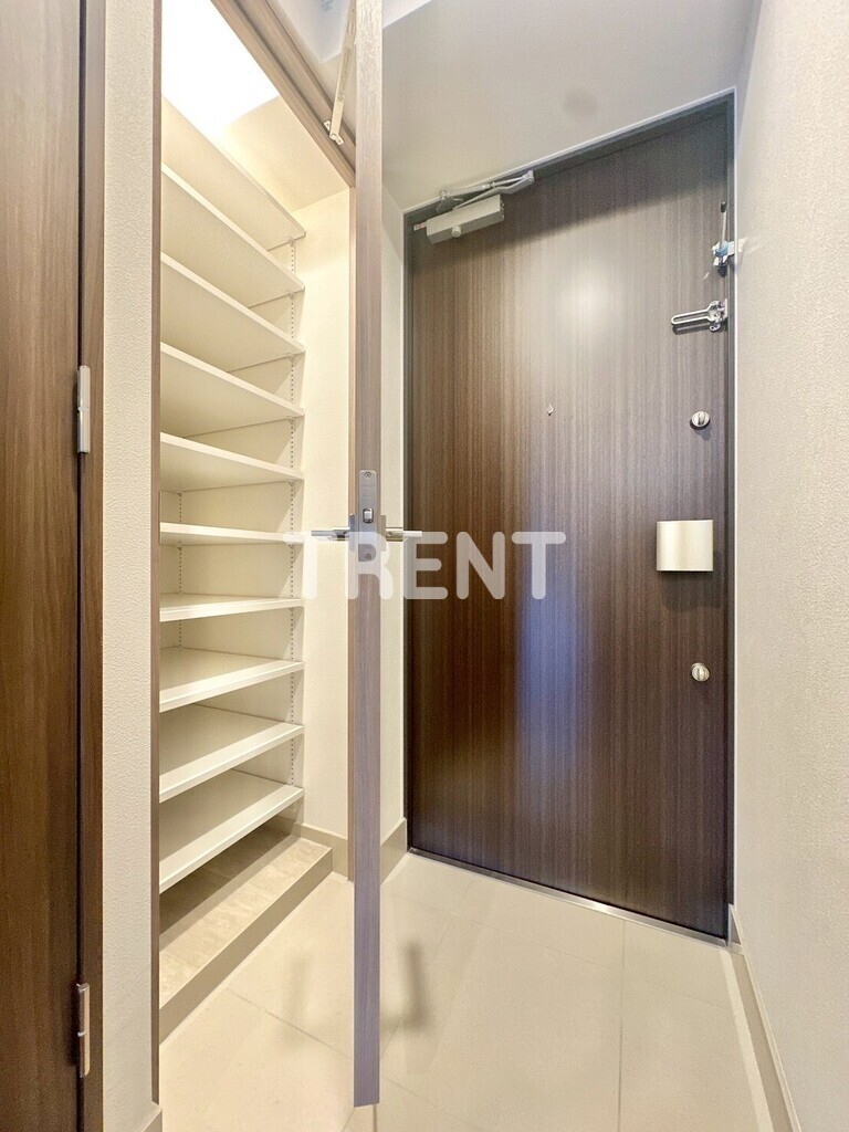 ザグラヴィティ新宿-304