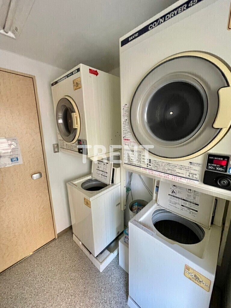 ルネ新宿御苑タワー-301