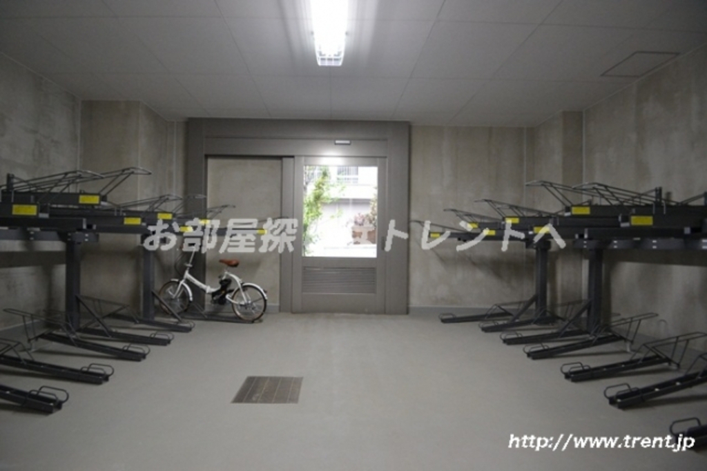 コンフォリア新宿イーストサイドタワーアネックス-A306