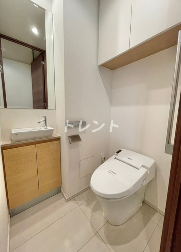 コンフォリア新宿イーストサイドタワーアネックス-A306