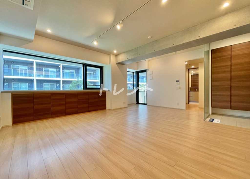 コンフォリア新宿イーストサイドタワーアネックス-A306