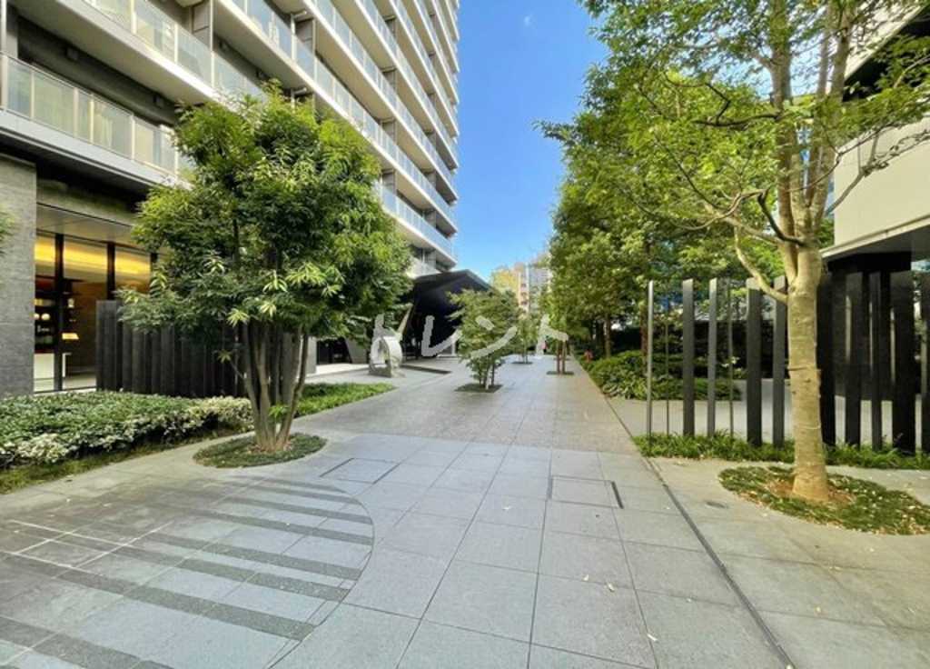 コンフォリア新宿イーストサイドタワーアネックス-A306