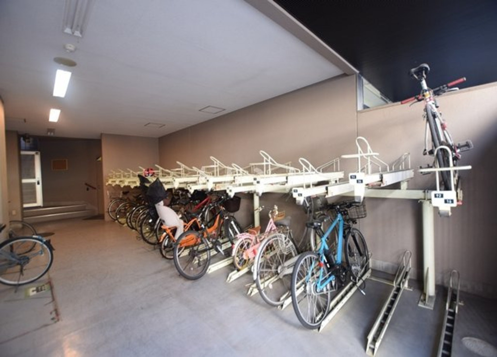 メトロフロント神田-202