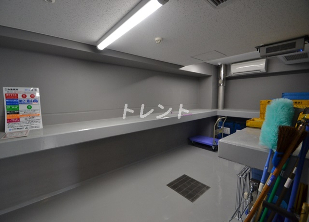 ウエリスアーバン中野坂上-311