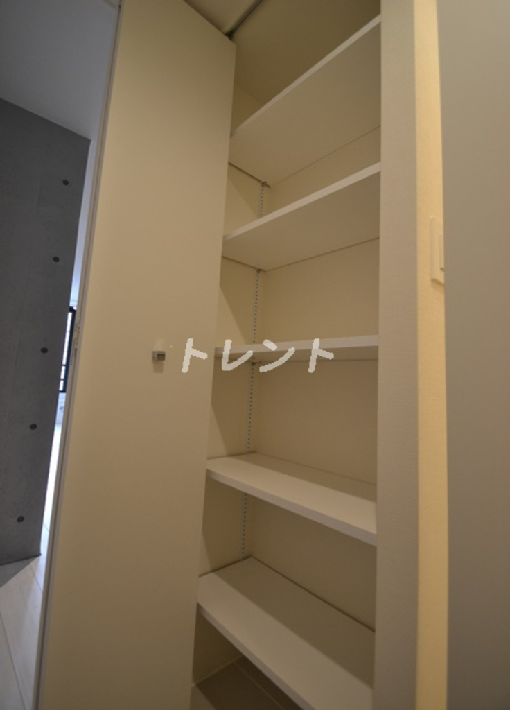 ルクレ東新宿-301