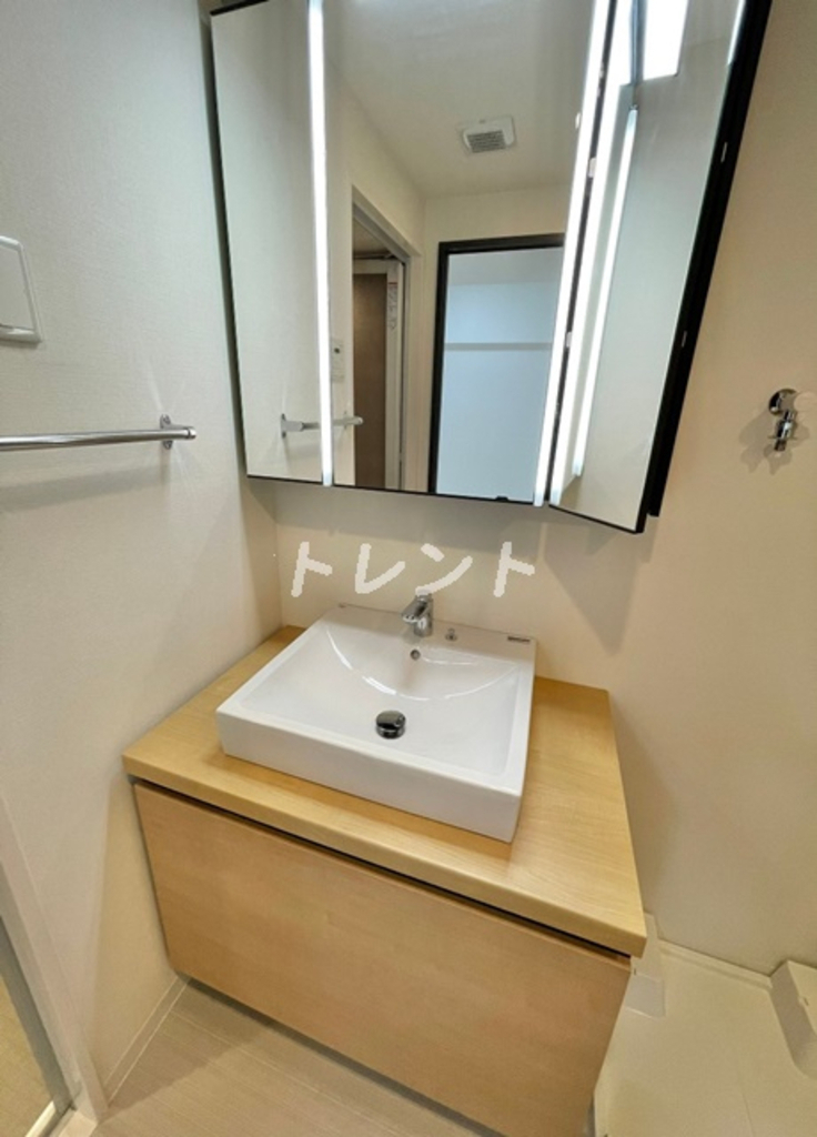 シュトラーレ神山町-1202