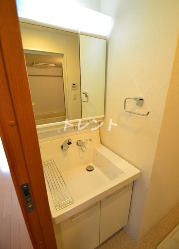 グリーニエ西新宿参番館-204