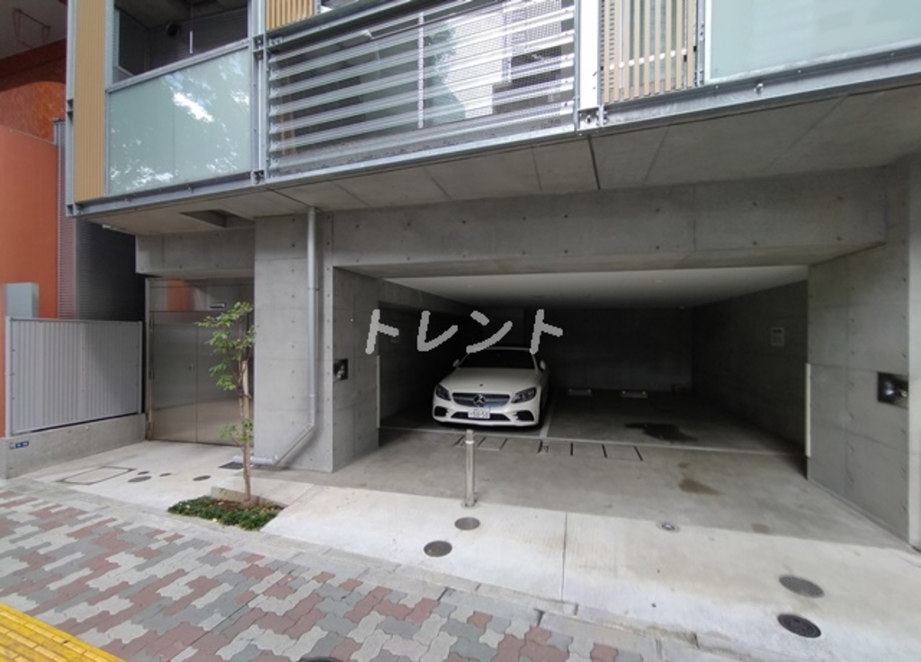 ズーム都庁前【ZOOM都庁前】-503