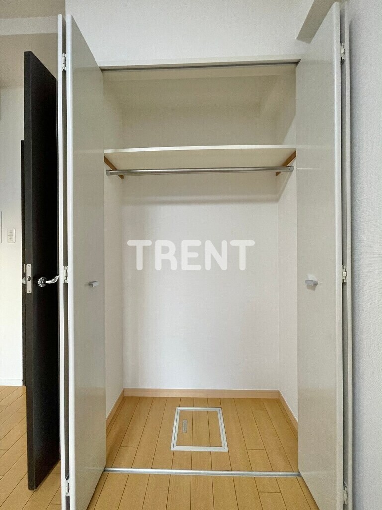 アヴァンツァーレ新宿ピアチェーレ-402