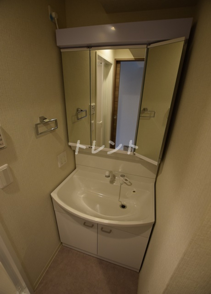 トモヤレジデンス蔵前-502