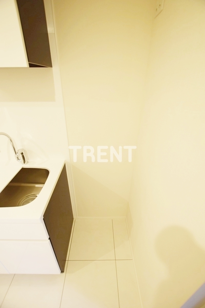 プライムメゾン本郷-404