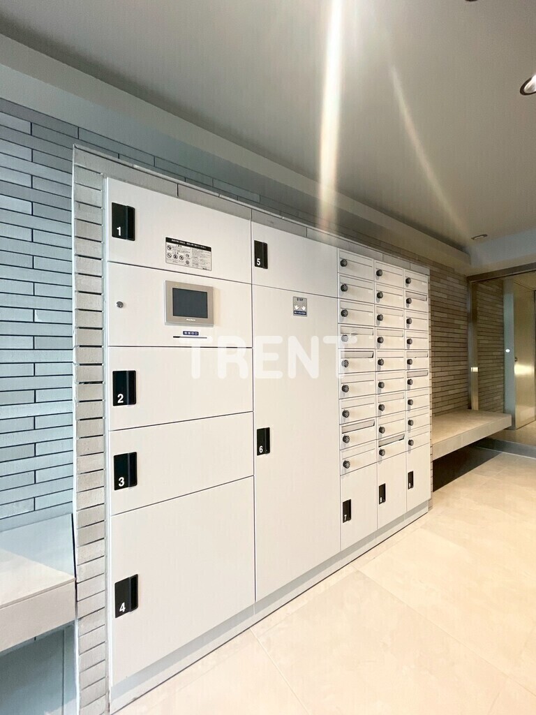 コンフォリアリヴ渋谷本町-302