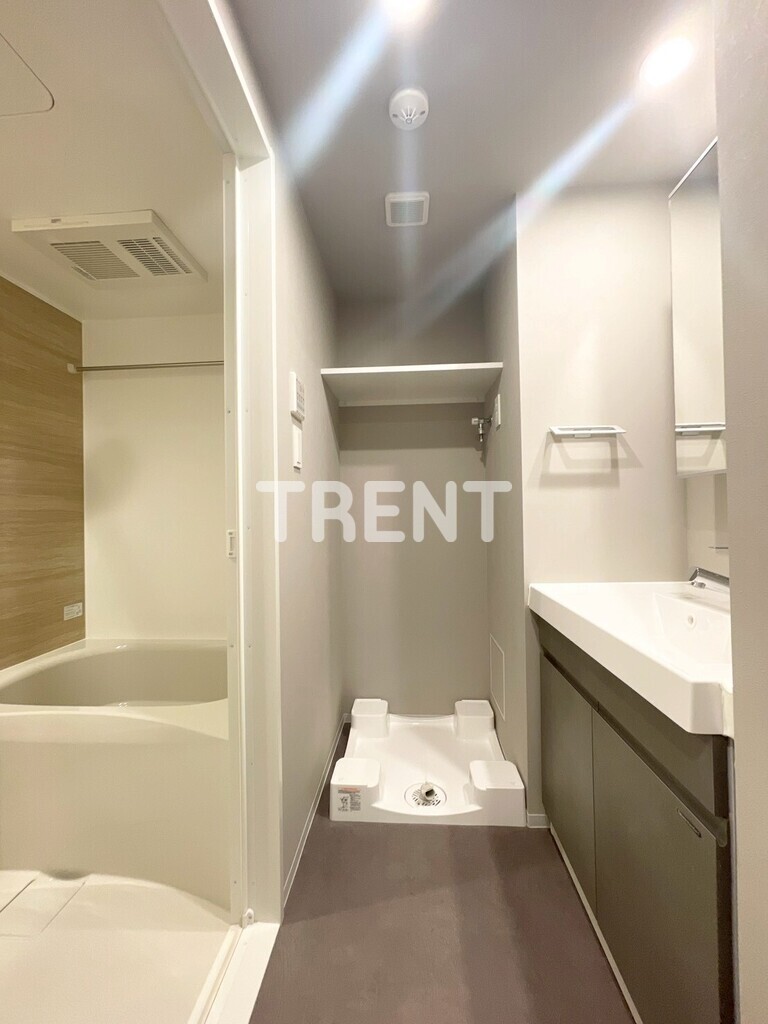 コンフォリアリヴ渋谷本町-302