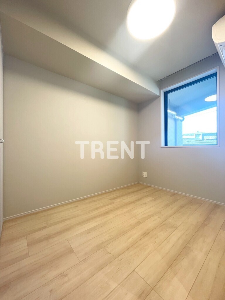 コンフォリアリヴ渋谷本町-302