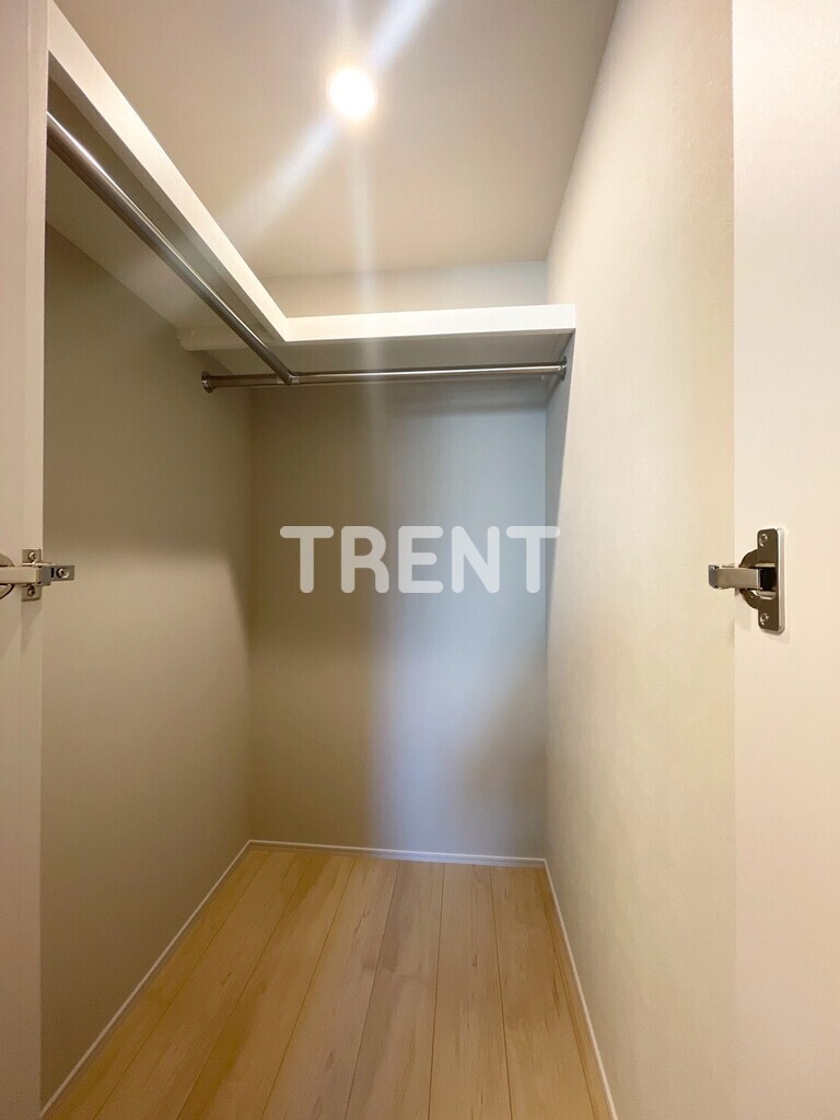 コンフォリアリヴ渋谷本町-302