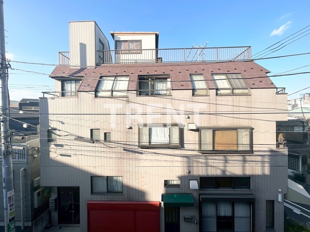 コンフォリアリヴ渋谷本町-303