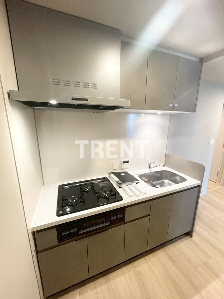 コンフォリアリヴ渋谷本町-305