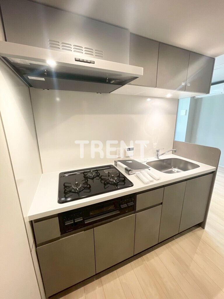 コンフォリアリヴ渋谷本町-306