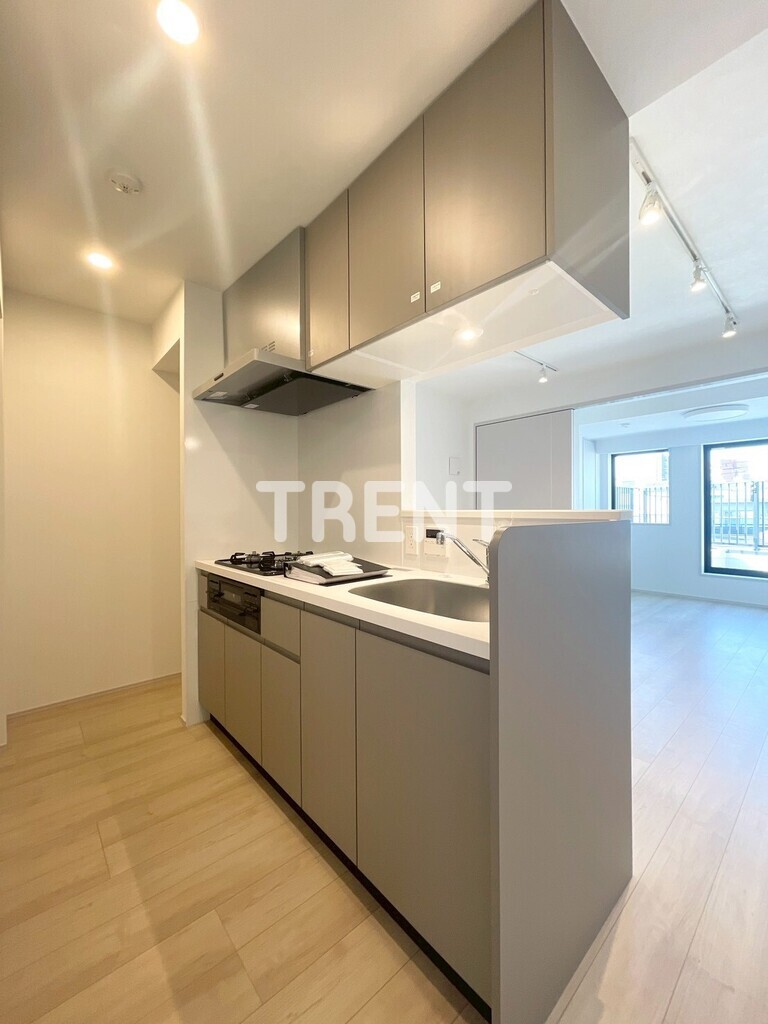 コンフォリアリヴ渋谷本町-401