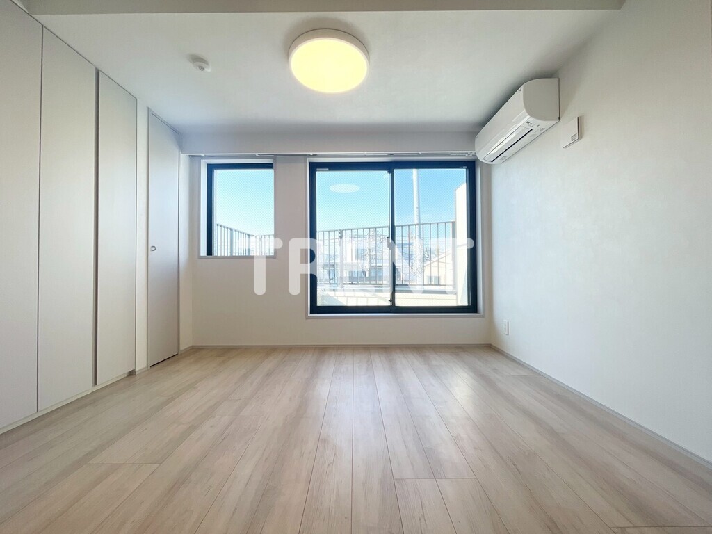 コンフォリアリヴ渋谷本町-401