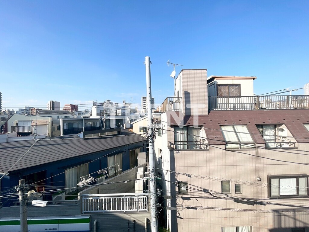 コンフォリアリヴ渋谷本町-401