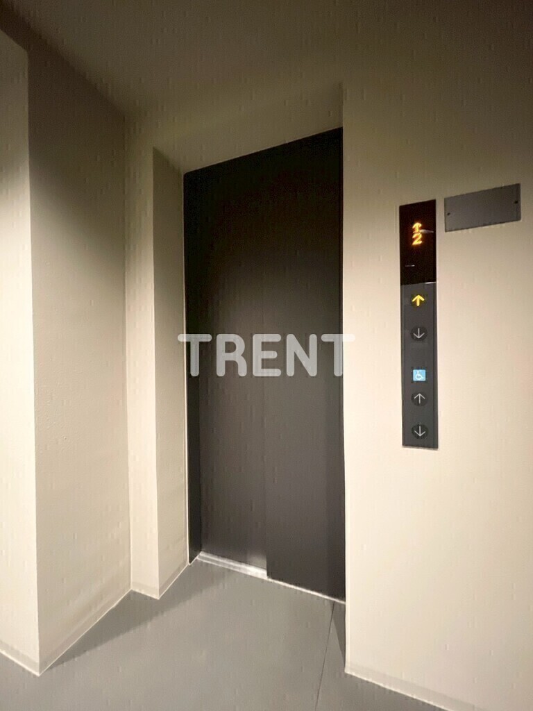 コンフォリアリヴ渋谷本町-402