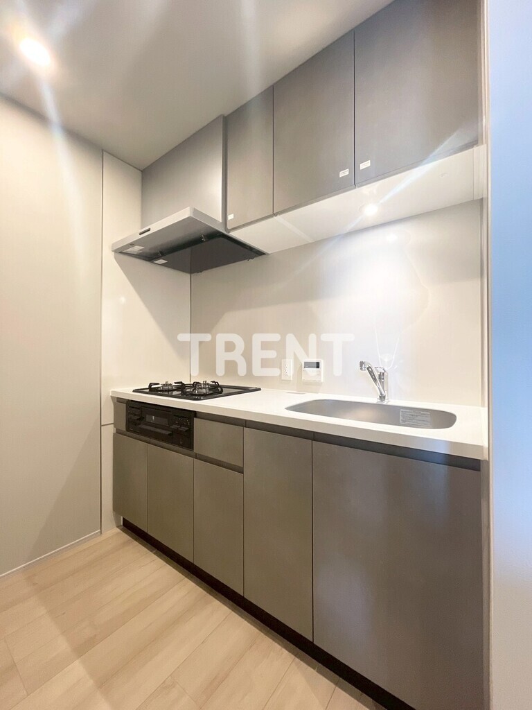 コンフォリアリヴ渋谷本町-503