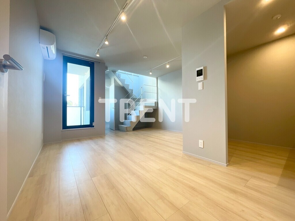 コンフォリアリヴ渋谷本町-503