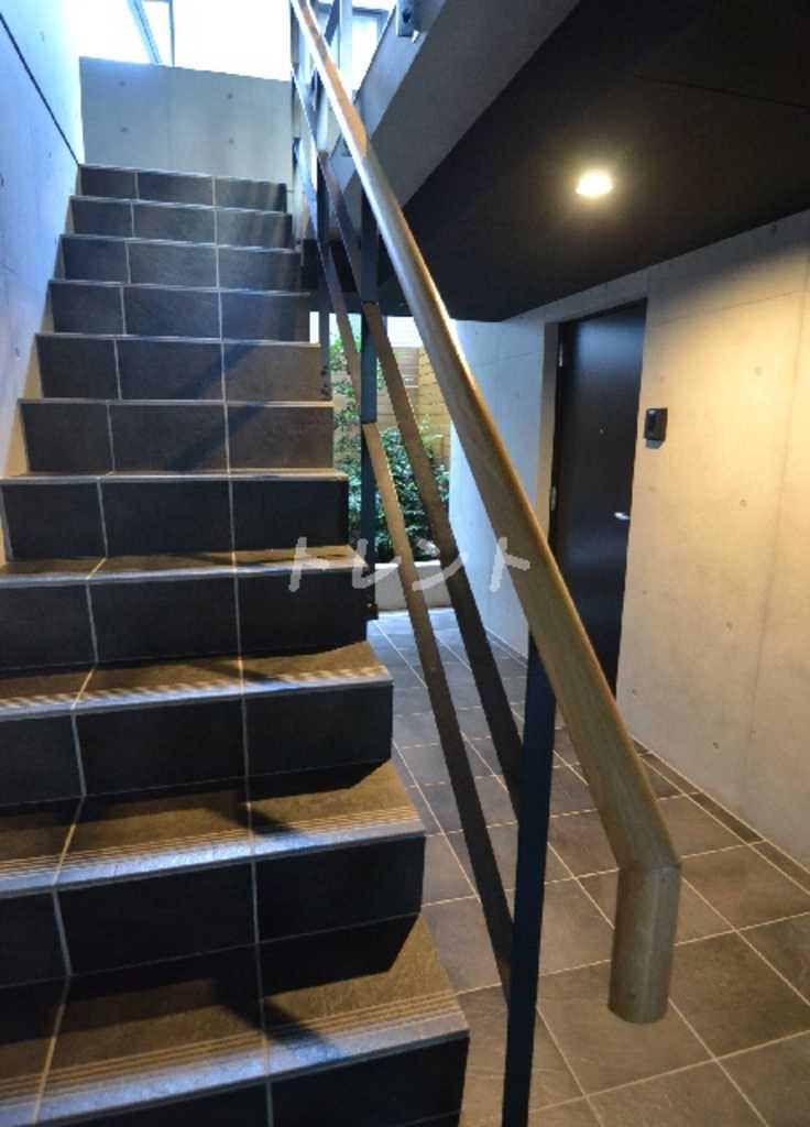 ライトテラス中野坂上-202