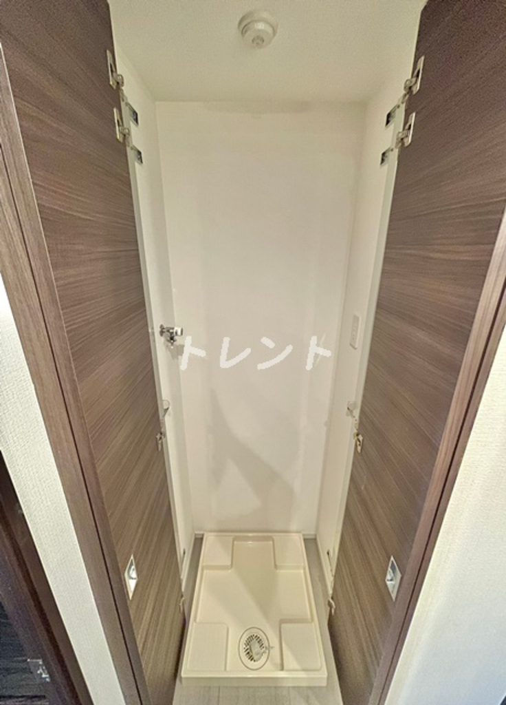 コンフォリア新宿イーストサイドタワー-325