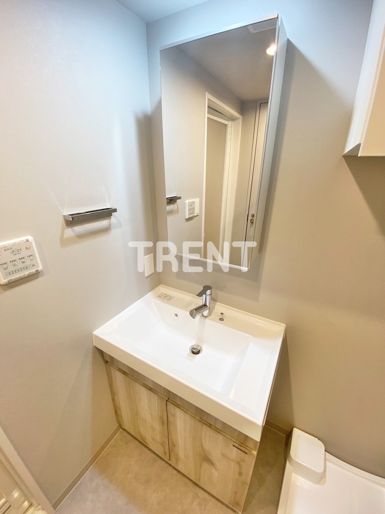 オープンブルーム渋谷本町-301