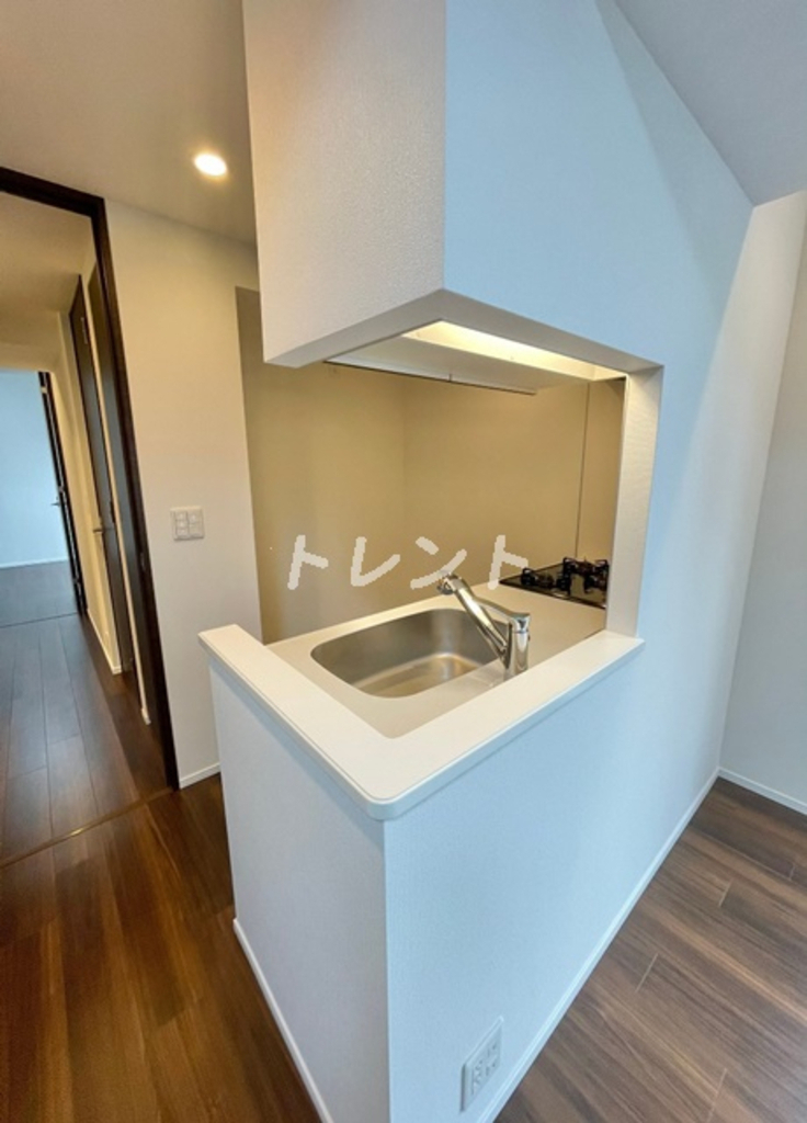 コンフォリア東新宿ステーションフロント-412