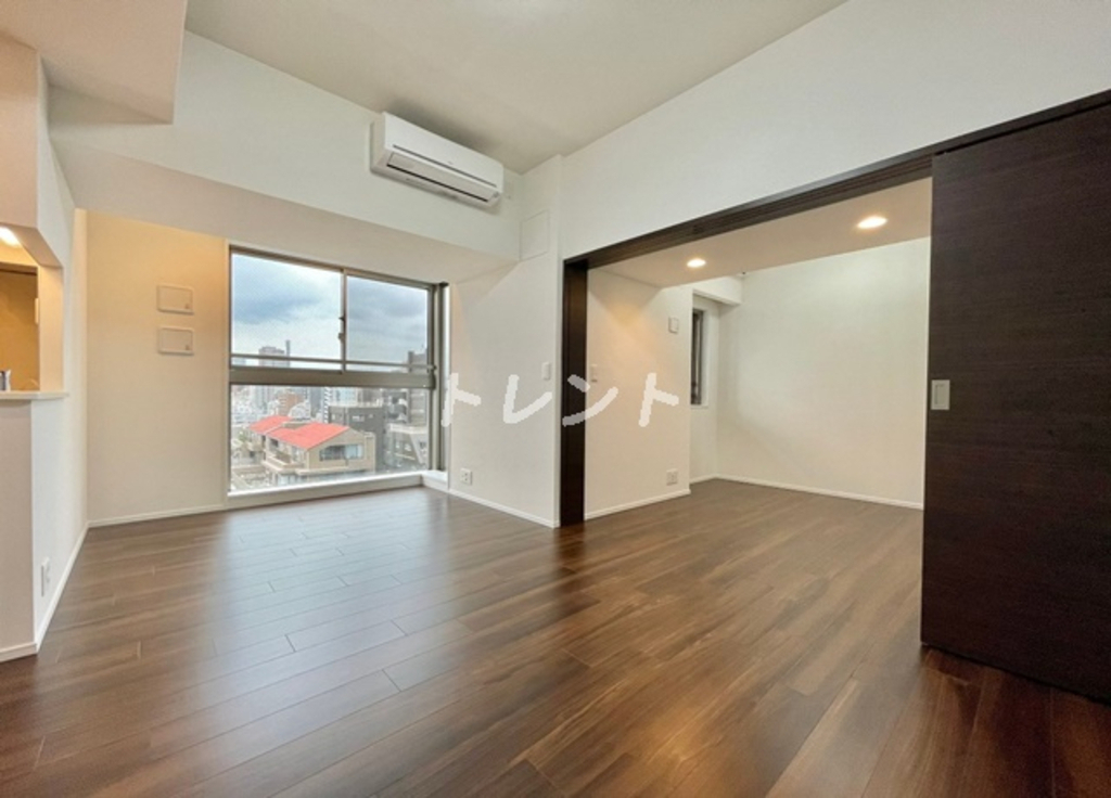 コンフォリア東新宿ステーションフロント-412