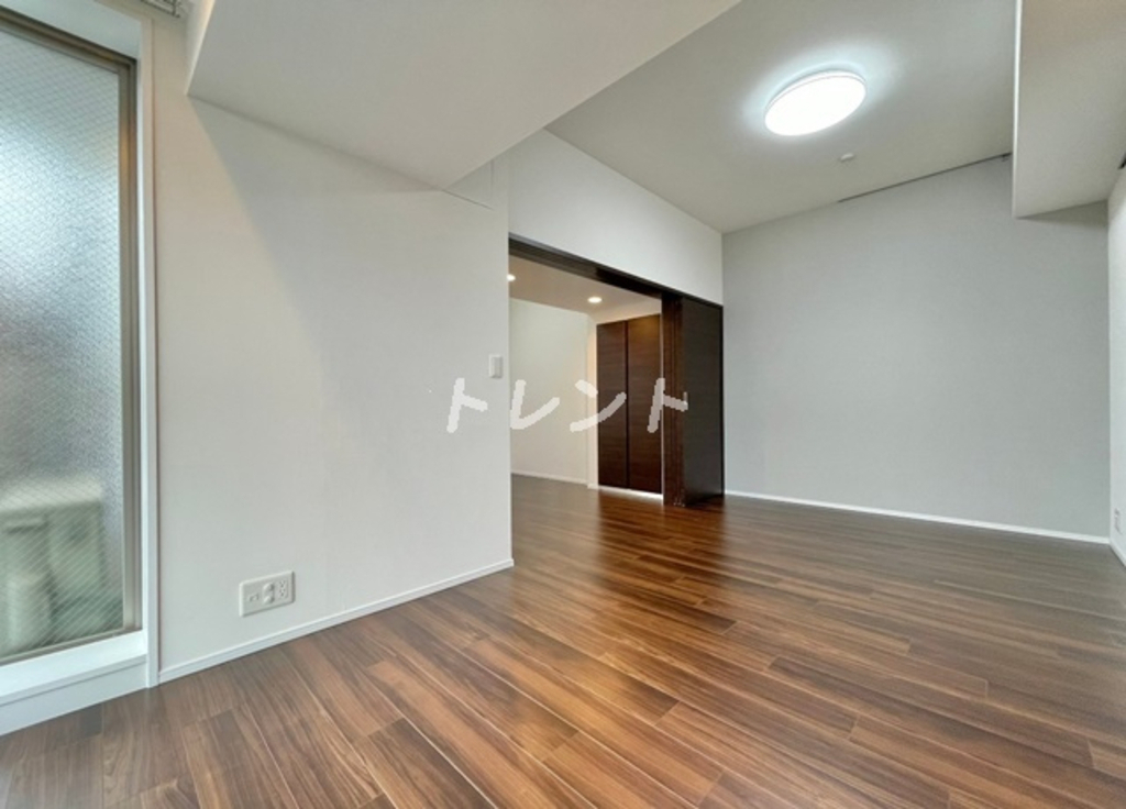 コンフォリア東新宿ステーションフロント-412